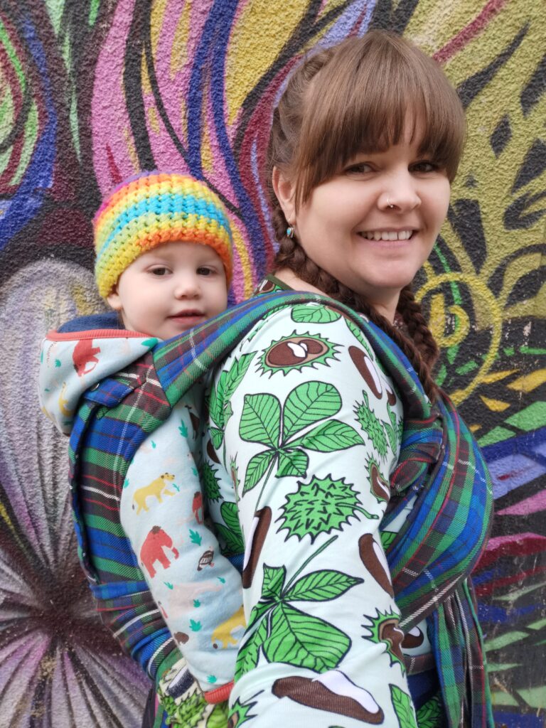 Spotlight on a Slingababy consultant: Laurna Hislop